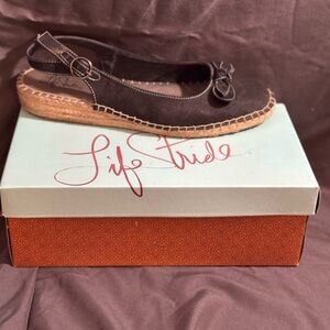 Life Stride sandals size 11
